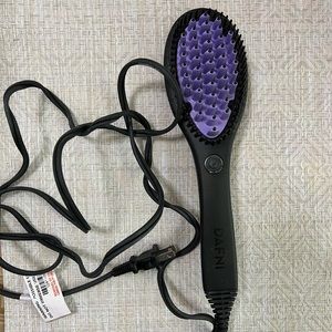 Dafni Straightener Brush
